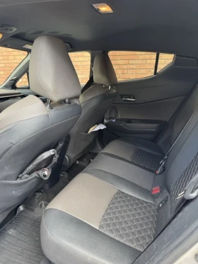 Toyota C-HR Toyota C-HR 1.8 Classy Facelift, JBL, кожа | Auto.bg — изображение 15 Toyota C-HR Toyota C-HR 1.8 Classy Facelift, JBL, кожа | Auto.bg — изображение 15