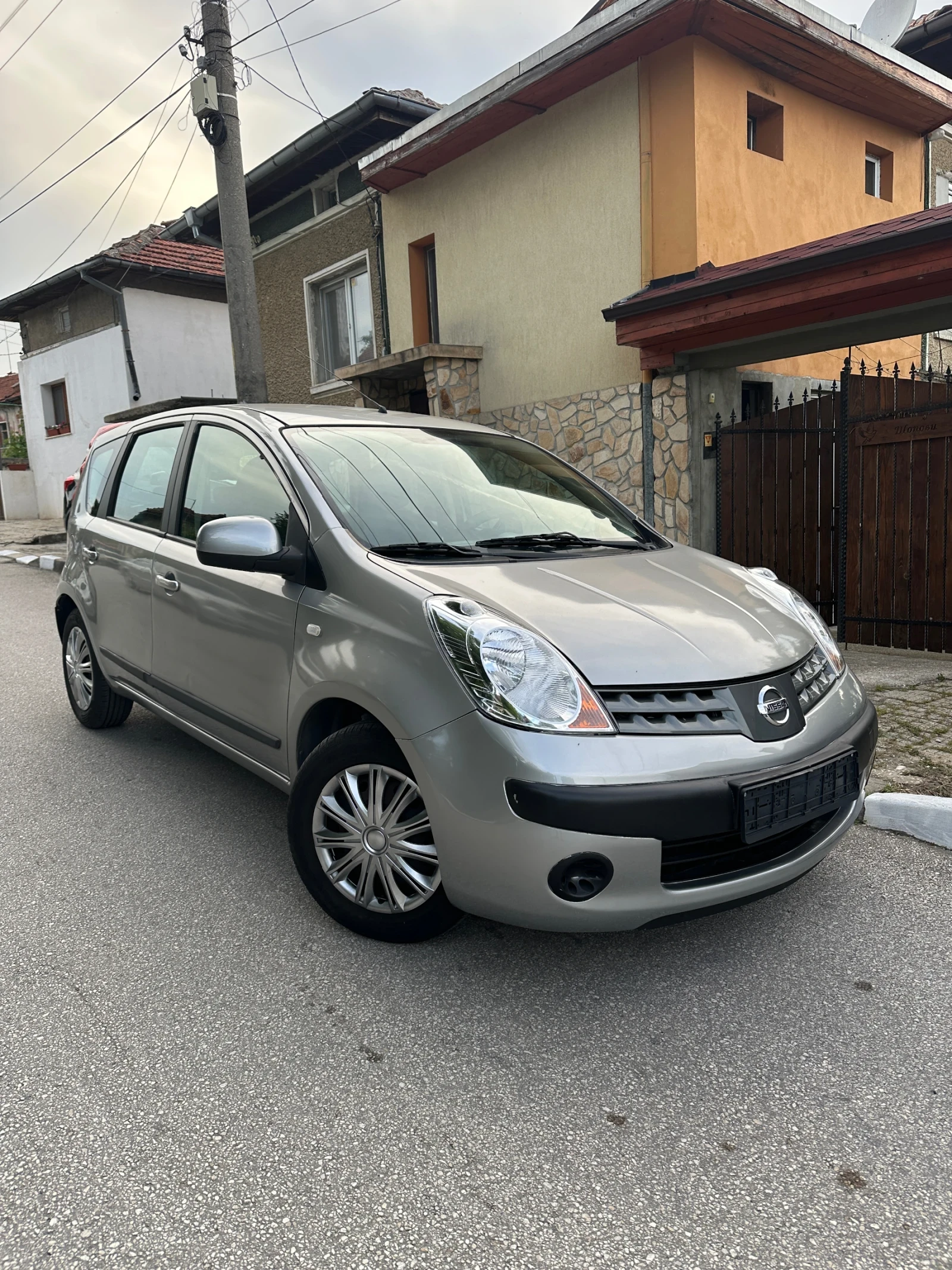 Nissan Note 1.5DCI * * * 137000* * * km | Auto.bg — изображение 1 Nissan Note 1.5DCI * * * 137000* * * km | Auto.bg — изображение 1