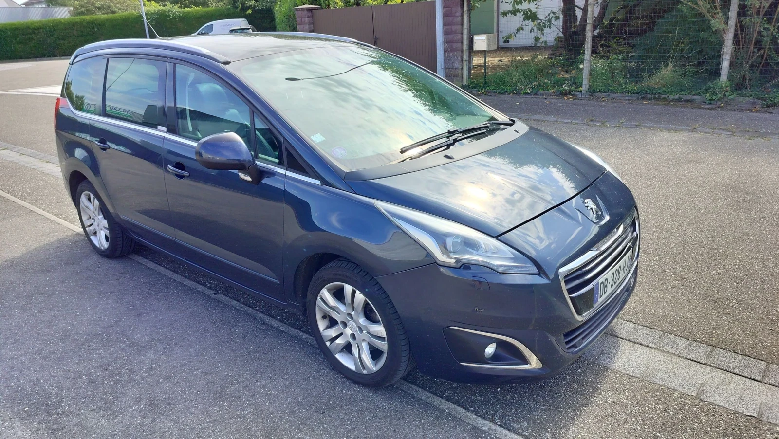 Peugeot 5008 1.6thp phase 2 - изображение 7 | Auto.bg Peugeot 5008 1.6thp phase 2 - изображение 7