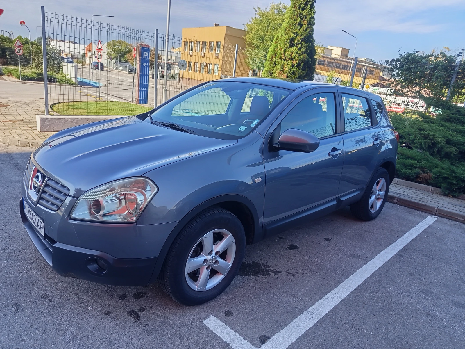 Nissan Qashqai 1.5 DCI 6 скорости 106к.с. - изображение 4 | Auto.bg Nissan Qashqai 1.5 DCI 6 скорости 106к.с. - изображение 4