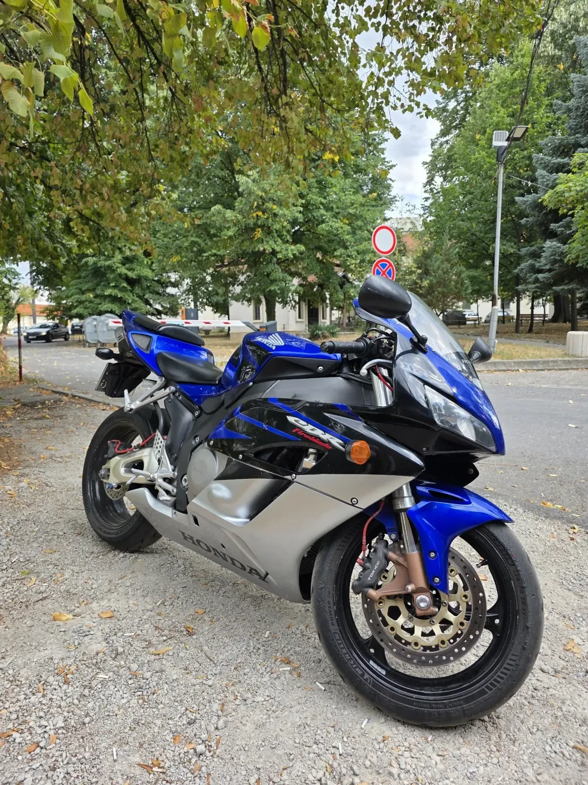 Honda Cbr 1000rr Оригинал - изображение 2 | Auto.bg Honda Cbr 1000rr Оригинал - изображение 2
