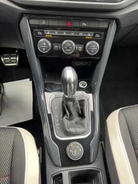 VW T-Roc 2.0 TSI 67000 KM!!!!4Motion Matrix Led Headligh - 18866 € - 38599355 11 | Car24.bg VW T-Roc 2.0 TSI 67000 KM!!!!4Motion Matrix Led Headligh - 18866 € - 38599355 11