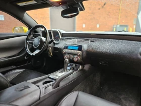 Chevrolet Camaro 2SS 6.2L * CARFAX* * АвтоКредит* (ЦЕНА ДО БГ) - 31999 лв. / 16360.83 € - 99130291 11 | Car24.bg Chevrolet Camaro 2SS 6.2L * CARFAX* * АвтоКредит* (ЦЕНА ДО БГ) - 31999 лв. / 16360.83 € - 99130291 11