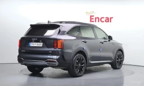 Kia Sorento 2.2 DIESEL AWD / GRAVITY / 360 КАМЕРИ /ОБДУХ/PANO | Auto.bg — изображение 2 Kia Sorento 2.2 DIESEL AWD / GRAVITY / 360 КАМЕРИ /ОБДУХ/PANO | Auto.bg — изображение 2