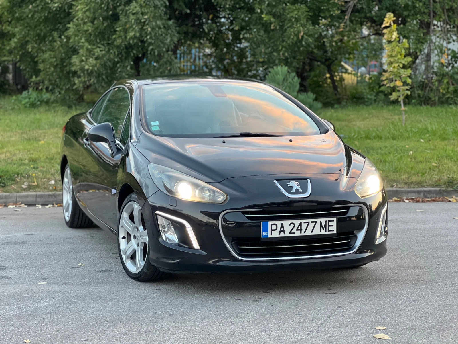Peugeot 308 CC 2.0 HDI Feline - изображение 9 | Auto.bg Peugeot 308 CC 2.0 HDI Feline - изображение 9