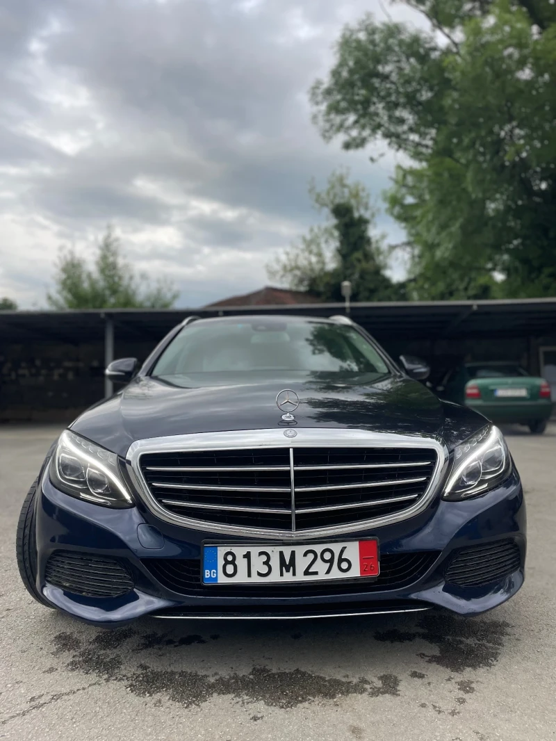 Mercedes-Benz C 220 Cdi 170hp avangarde full led camera кожа+ алкантар - 9150 € - 61512834 1 | Car24.bg Mercedes-Benz C 220 Cdi 170hp avangarde full led camera кожа+ алкантар - 9150 € - 61512834 1