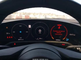 Porsche Taycan PASSENGER DISPLAY | PANO | Auto.bg — изображение 7 Porsche Taycan PASSENGER DISPLAY | PANO | Auto.bg — изображение 7