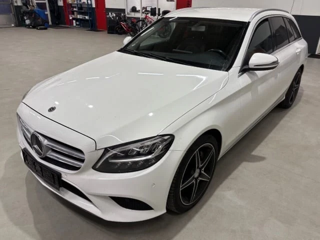 Mercedes-Benz C 220 * Facelift* 194к.с.* 9G* - 14900 € / 29141.87 лв. - 85499114 1 | Car24.bg Mercedes-Benz C 220 * Facelift* 194к.с.* 9G* - 14900 € / 29141.87 лв. - 85499114 1