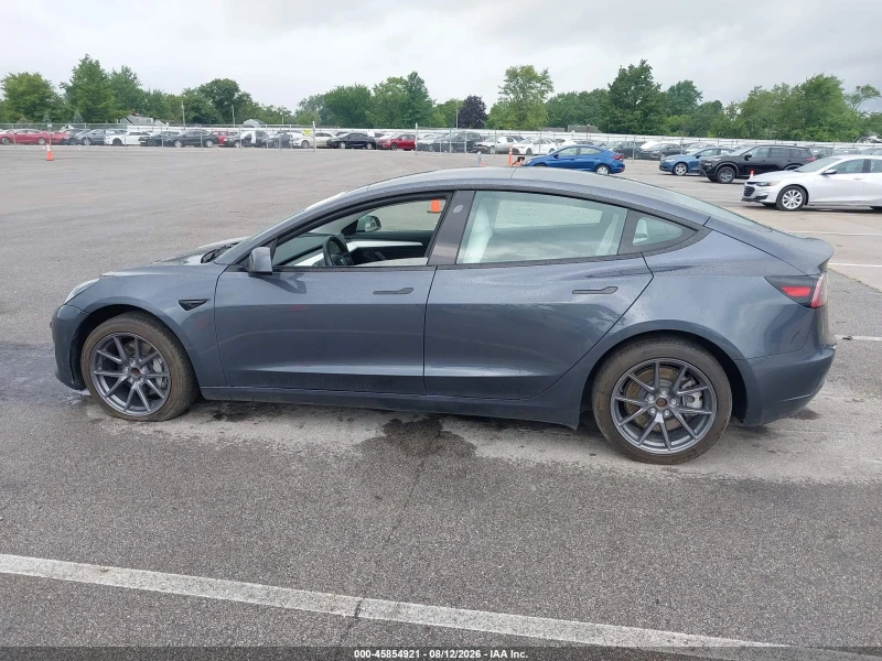 Tesla Model 3 REAR-WHEEL DRIVE - 15000 € - 88143859 1 | Car24.bg Tesla Model 3 REAR-WHEEL DRIVE - 15000 € - 88143859 1