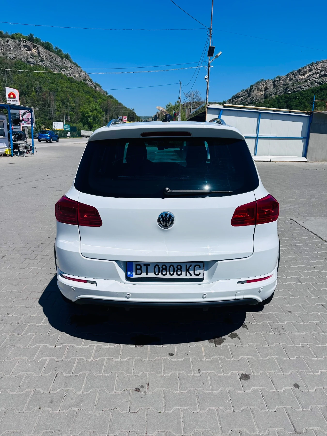 VW Tiguan 2.0 TDI R-line - изображение 8 | Auto.bg VW Tiguan 2.0 TDI R-line - изображение 8