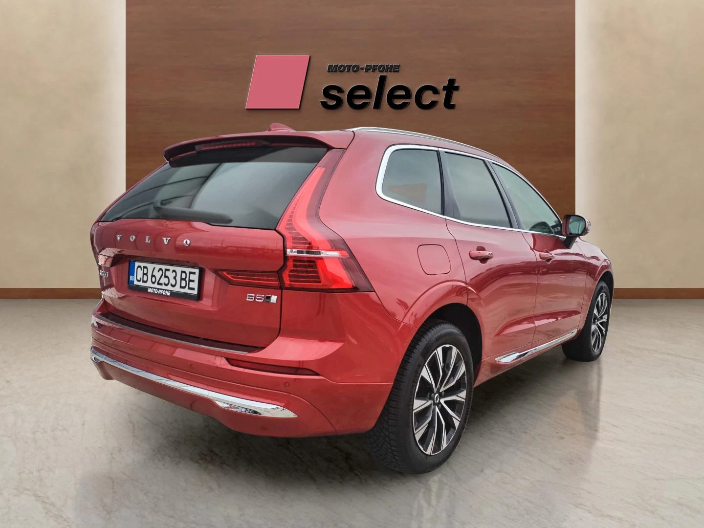 Volvo XC60 2.0 B5 - изображение 5 | Auto.bg Volvo XC60 2.0 B5 - изображение 5