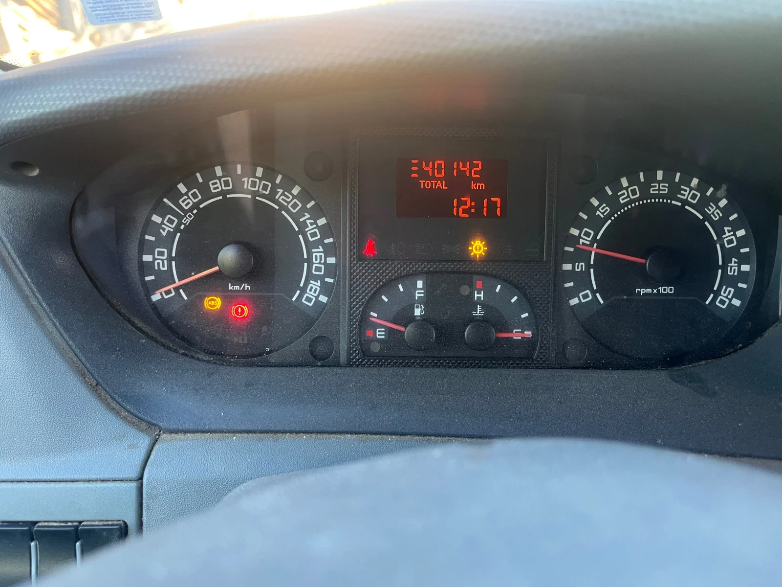 Iveco 35c15 Самосвал клима - изображение 10 | Auto.bg Iveco 35c15 Самосвал клима - изображение 10