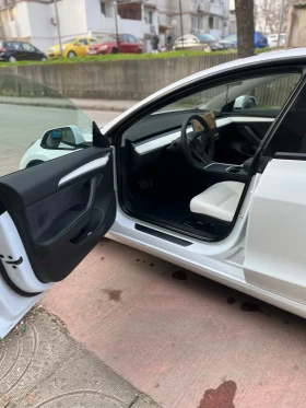 Tesla Model 3 Model 3 Dual Motor - Термопомпа - 28000 € / 54763.24 лв. - 49862472 7 | Car24.bg Tesla Model 3 Model 3 Dual Motor - Термопомпа - 28000 € / 54763.24 лв. - 49862472 7