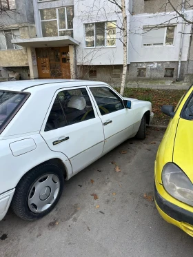 Mercedes-Benz 124 E-200 | Mobile.bg — малка снимка 4