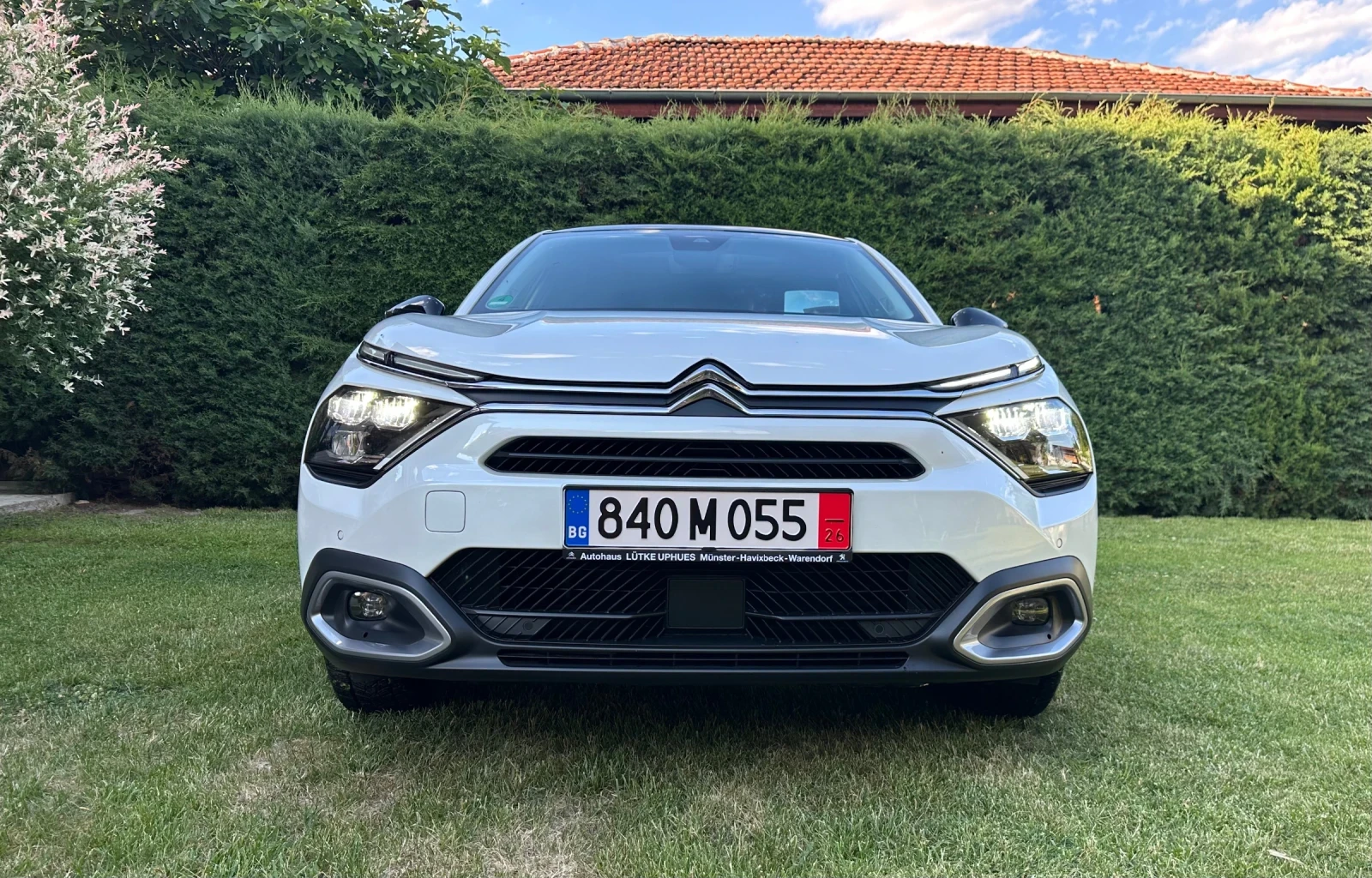 Citroen C4X E | Auto.bg — изображение 1 Citroen C4X E | Auto.bg — изображение 1