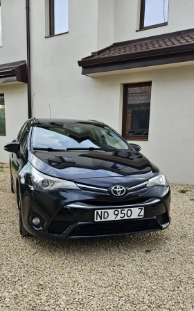 Снимка Toyota Avensis
