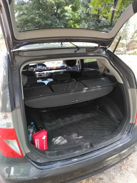 Honda Fr-v - 3900 € - 81638608 14 | Car24.bg Honda Fr-v - 3900 € - 81638608 14