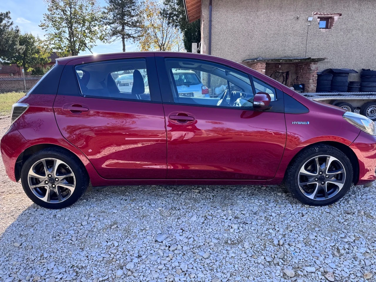 Toyota Yaris 1.5i Hybrid - изображение 6 | Auto.bg Toyota Yaris 1.5i Hybrid - изображение 6