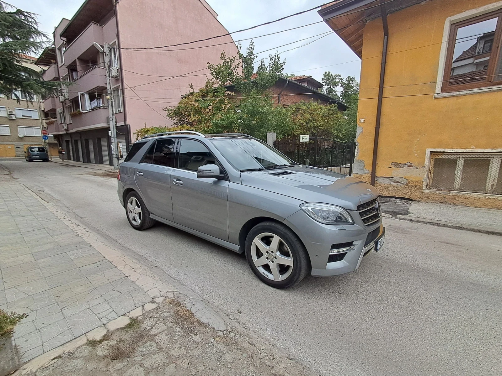 Mercedes-Benz ML 350 CDI AMG - изображение 3 | Auto.bg Mercedes-Benz ML 350 CDI AMG - изображение 3