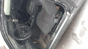 Mercedes-Benz C 180 1.8 143HP БЕЗ ПРЕХВЪРЛЯНЕ - 850 € / 1662.46 лв. - 35619796 4 | Car24.bg Mercedes-Benz C 180 1.8 143HP БЕЗ ПРЕХВЪРЛЯНЕ - 850 € / 1662.46 лв. - 35619796 4