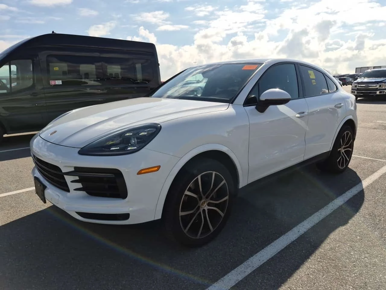 Porsche Cayenne COUPE AWD / CARFAX / 2 КЛЮЧА / ОБДУХВАНЕ | Auto.bg — изображение 1 Porsche Cayenne COUPE AWD / CARFAX / 2 КЛЮЧА / ОБДУХВАНЕ | Auto.bg — изображение 1