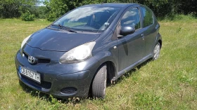 Toyota Aygo 1.0i 68hp - 2999 € / 5865.53 лв. - 12901952 7 | Car24.bg Toyota Aygo 1.0i 68hp - 2999 € / 5865.53 лв. - 12901952 7