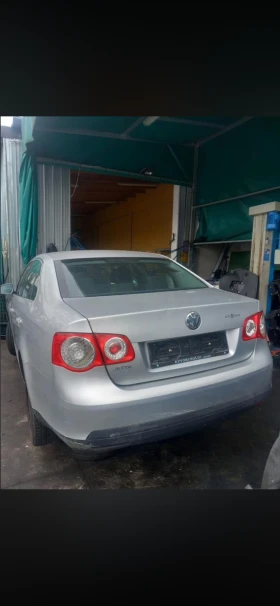 VW Jetta 2.0TDI - 555 € / 1085.49 лв. - 64228799 3 | Car24.bg VW Jetta 2.0TDI - 555 € / 1085.49 лв. - 64228799 3