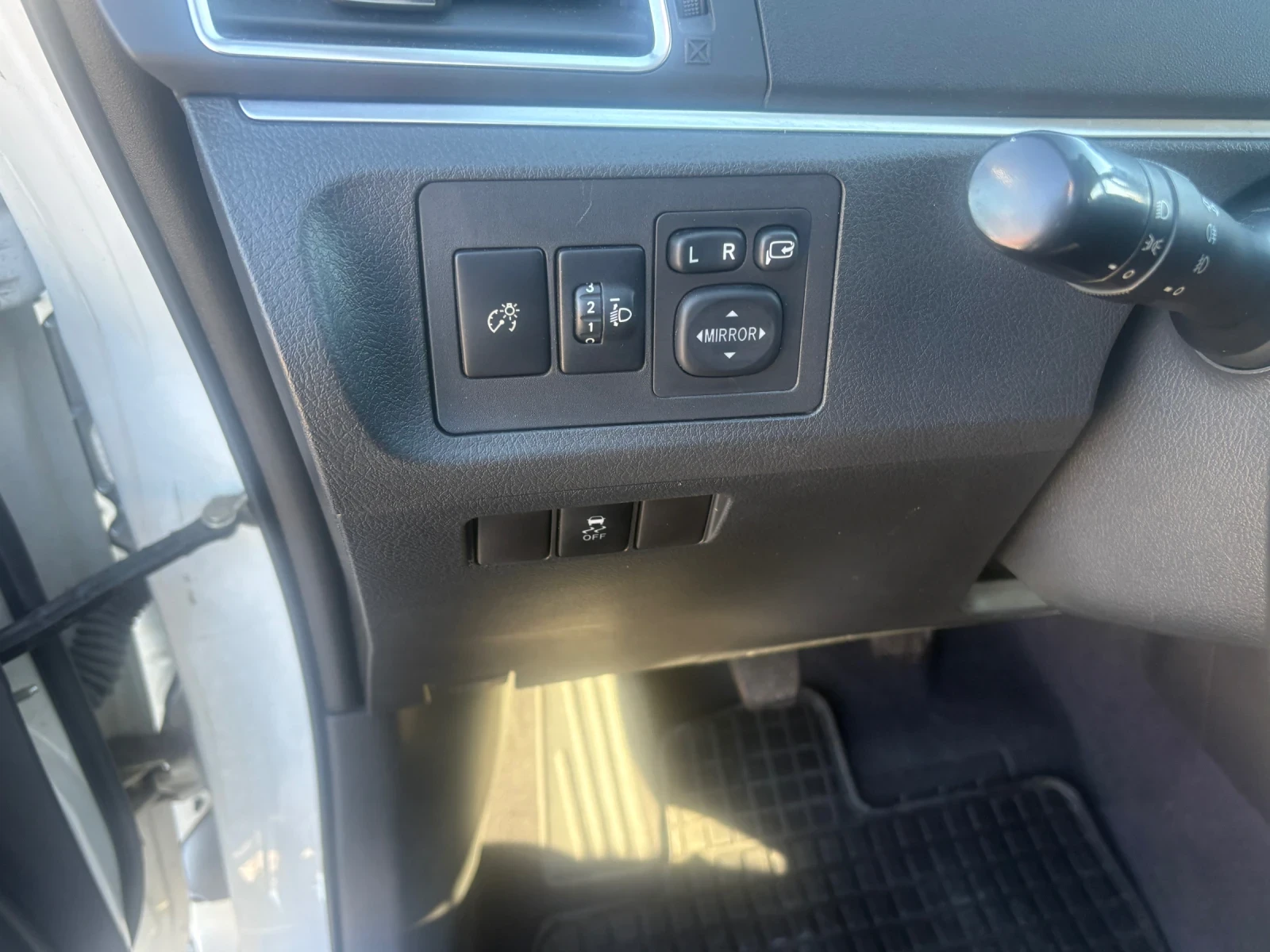 Toyota Verso  - изображение 8 | Auto.bg Toyota Verso  - изображение 8