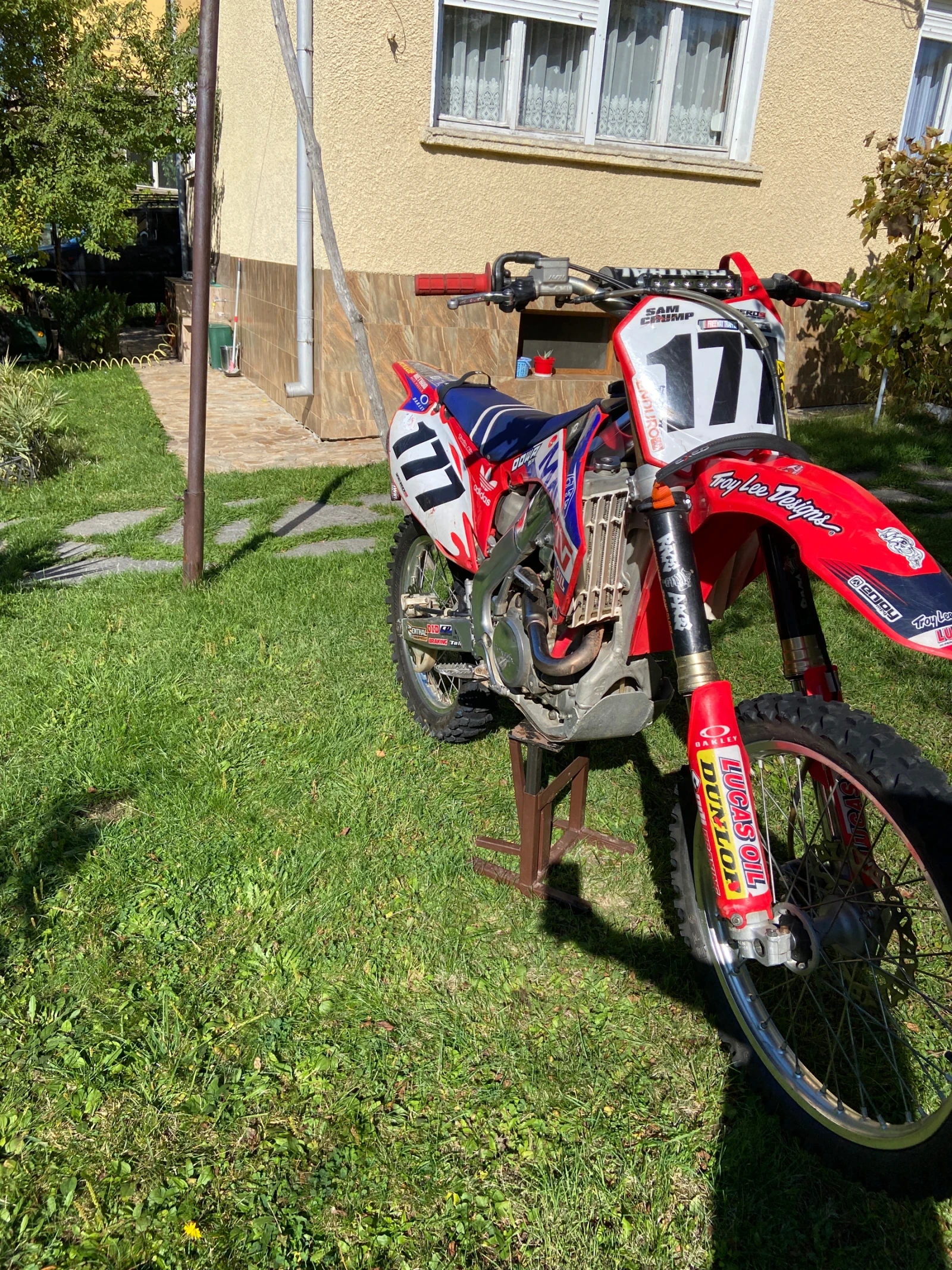 Honda 250 Генерация, демфер на волана, лед бар - изображение 4 | Auto.bg Honda 250 Генерация, демфер на волана, лед бар - изображение 4