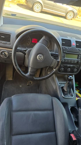 VW Golf 1.6 115 к.с Газ 6 скорости - 1599 € - 10866140 6 | Car24.bg VW Golf 1.6 115 к.с Газ 6 скорости - 1599 € - 10866140 6
