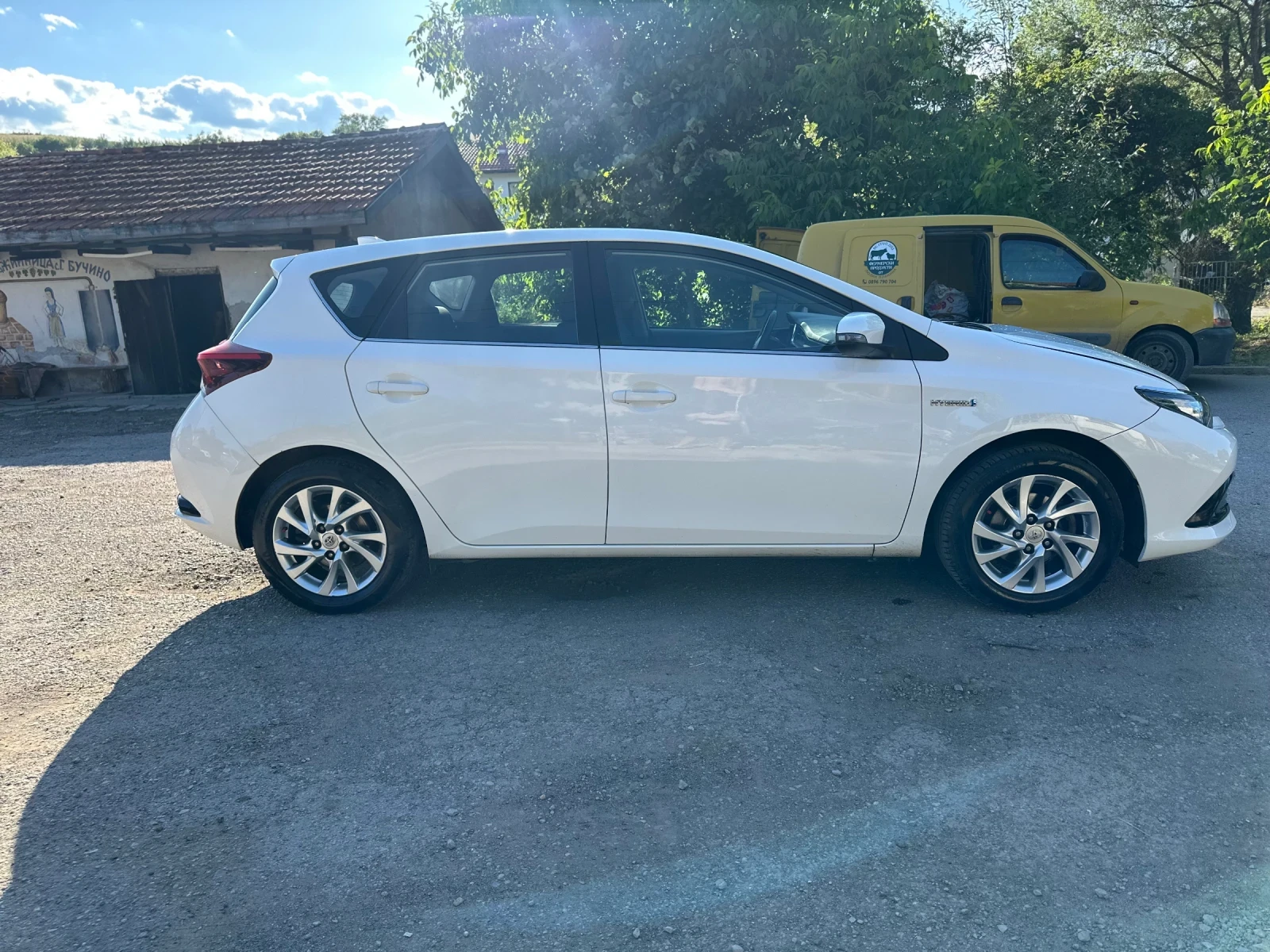 Toyota Auris  - изображение 5 | Auto.bg Toyota Auris  - изображение 5