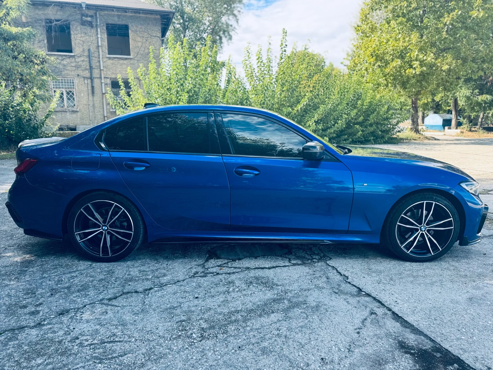 BMW 320 2.0I M-SPORT-X-DRIVE - изображение 6 | Auto.bg BMW 320 2.0I M-SPORT-X-DRIVE - изображение 6