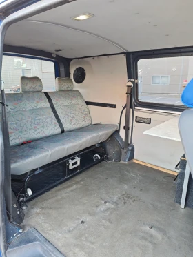 VW Transporter Товаро пътнически | Auto.bg — изображение 13 VW Transporter Товаро пътнически | Auto.bg — изображение 13