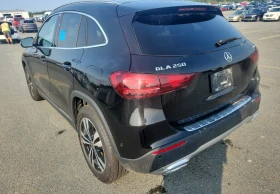 Mercedes-Benz GLA 250 * 4MATIC* Подгрев* Pano* Back Cam* Blind Spot* | Auto.bg — изображение 2 Mercedes-Benz GLA 250 * 4MATIC* Подгрев* Pano* Back Cam* Blind Spot* | Auto.bg — изображение 2