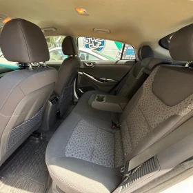 Hyundai Ioniq Plug-in hybrid / 78, 650km/ подгреви/дистроник и д | Auto.bg — изображение 9 Hyundai Ioniq Plug-in hybrid / 78, 650km/ подгреви/дистроник и д | Auto.bg — изображение 9
