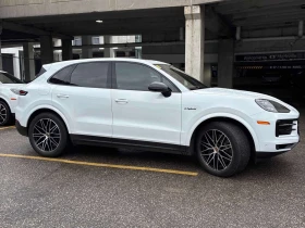 Porsche Cayenne * E Hybrid * CARFAX * ОПЦИЯ ЗА ФИНАНСИРАНЕ | Auto.bg — изображение 3 Porsche Cayenne * E Hybrid * CARFAX * ОПЦИЯ ЗА ФИНАНСИРАНЕ | Auto.bg — изображение 3