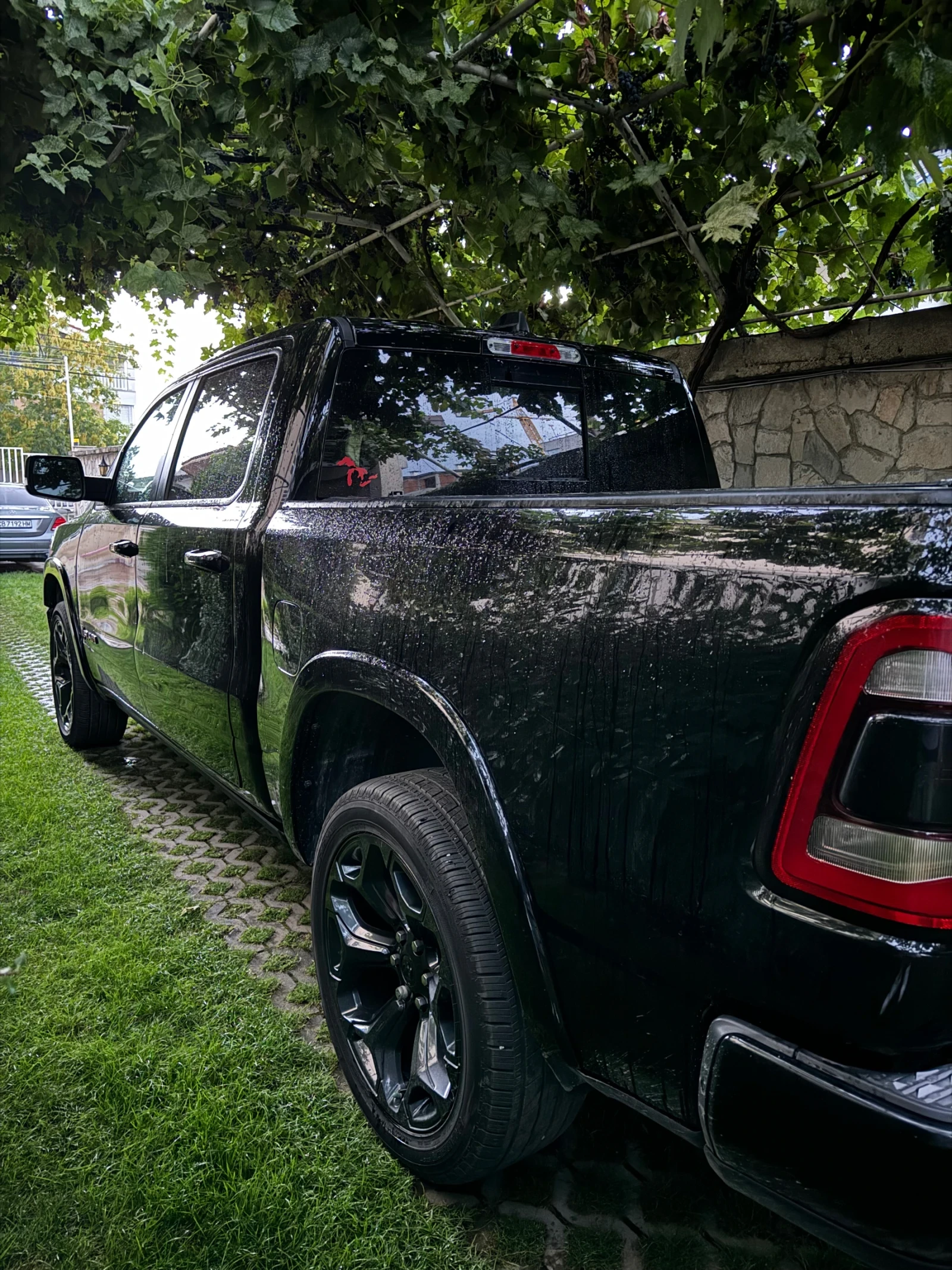 Dodge RAM 1500 Limited Red Edition - изображение 3 | Auto.bg Dodge RAM 1500 Limited Red Edition - изображение 3