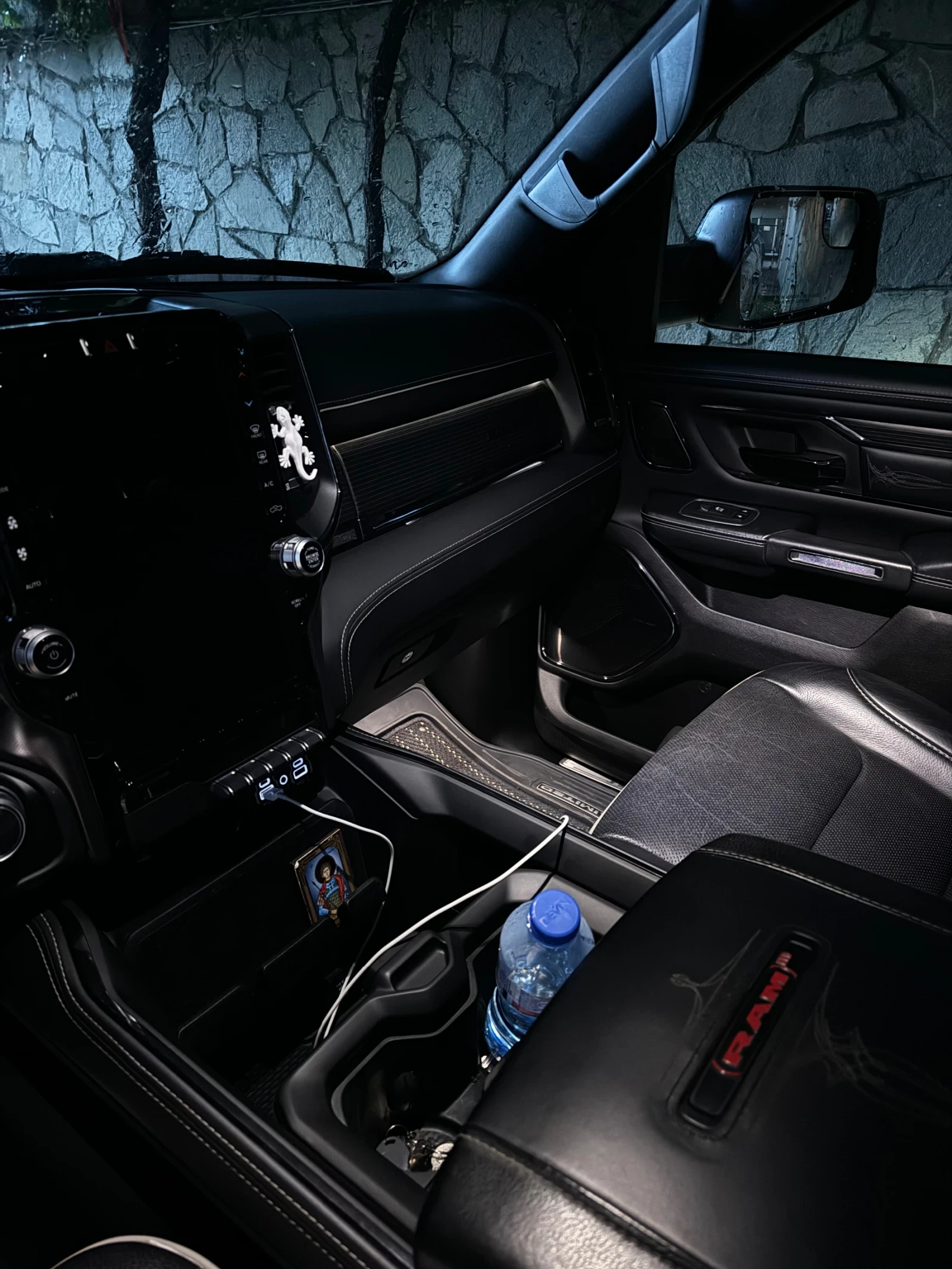 Dodge RAM 1500 Limited Red Edition - изображение 7 | Auto.bg Dodge RAM 1500 Limited Red Edition - изображение 7