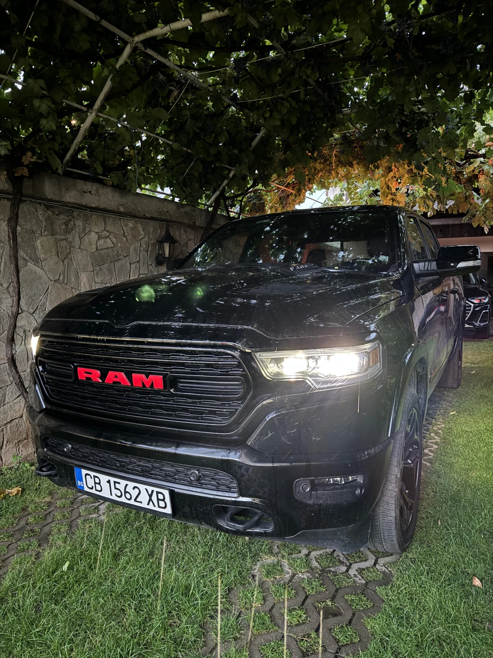 Dodge RAM 1500 Limited Red Edition - изображение 5 | Auto.bg Dodge RAM 1500 Limited Red Edition - изображение 5