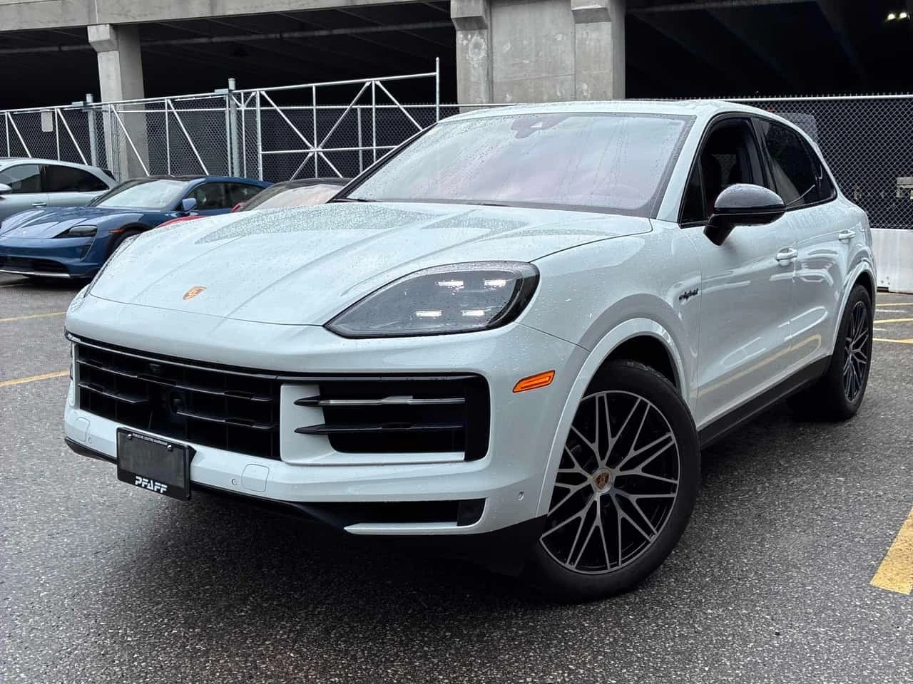 Porsche Cayenne * E Hybrid * CARFAX * ОПЦИЯ ЗА ФИНАНСИРАНЕ | Auto.bg — изображение 1 Porsche Cayenne * E Hybrid * CARFAX * ОПЦИЯ ЗА ФИНАНСИРАНЕ | Auto.bg — изображение 1