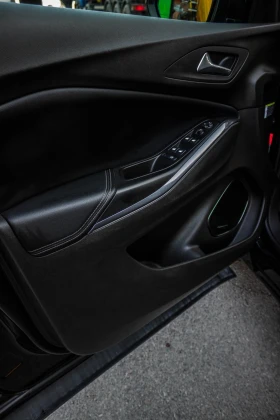 Opel Grandland X 1.6 Turbo Innovation Plug-in Hybrid4 4x4 Automatic - 20500 € / 40094.51 лв. - 15600990 16 | Car24.bg Opel Grandland X 1.6 Turbo Innovation Plug-in Hybrid4 4x4 Automatic - 20500 € / 40094.51 лв. - 15600990 16