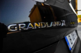 Opel Grandland X 1.6 Turbo Innovation Plug-in Hybrid4 4x4 Automatic - 20500 € / 40094.51 лв. - 15600990 12 | Car24.bg Opel Grandland X 1.6 Turbo Innovation Plug-in Hybrid4 4x4 Automatic - 20500 € / 40094.51 лв. - 15600990 12