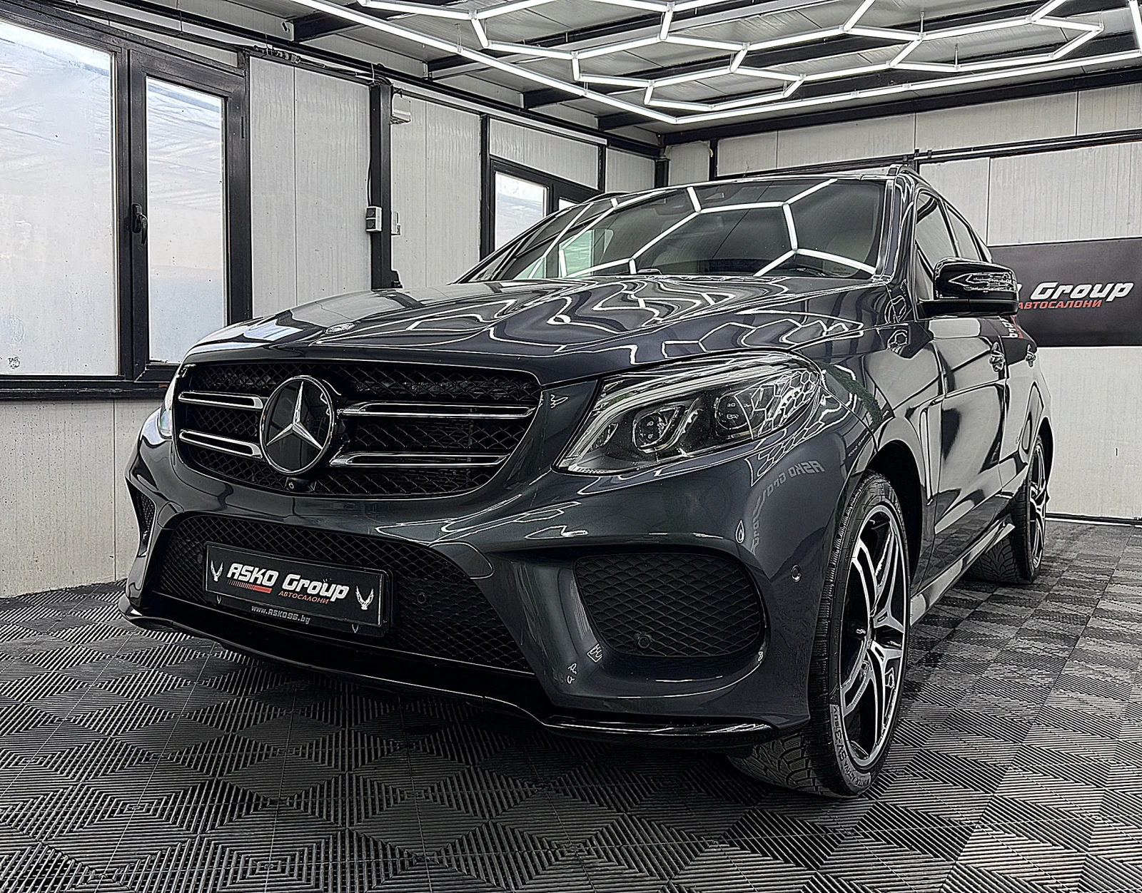 Mercedes-Benz GLE 500 designo/AMG-/PANORAMA/KeylessGo/ГЕРМАНИЯ ЛИЗИНГ | Auto.bg — изображение 1 Mercedes-Benz GLE 500 designo/AMG-/PANORAMA/KeylessGo/ГЕРМАНИЯ ЛИЗИНГ | Auto.bg — изображение 1