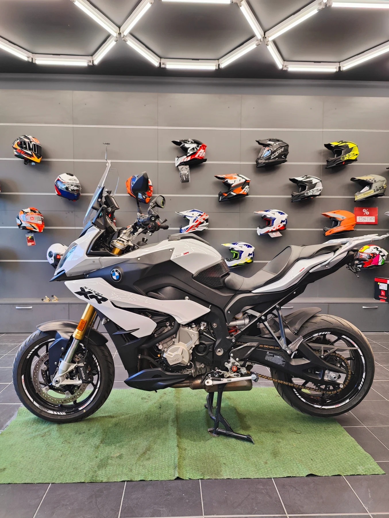 BMW S 1000 XR AKRAPOVIC.   FULL - изображение 2 | Auto.bg BMW S 1000 XR AKRAPOVIC.   FULL - изображение 2