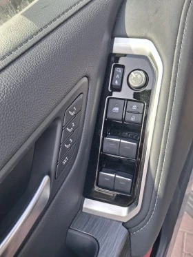 Toyota Land cruiser 300 VX-R 3.3L V6 Turbo-Diesel 303HP / FULL - 89500 € / 175046.79 лв. - 97986556 15 | Car24.bg Toyota Land cruiser 300 VX-R 3.3L V6 Turbo-Diesel 303HP / FULL - 89500 € / 175046.79 лв. - 97986556 15