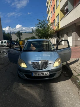 Lancia Ypsilon 1.4 бензин + газ | Auto.bg — изображение 9 Lancia Ypsilon 1.4 бензин + газ | Auto.bg — изображение 9