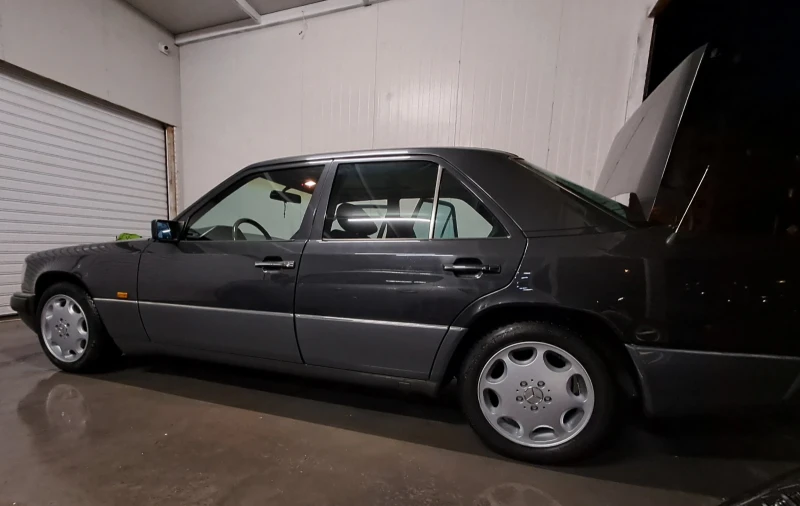 Mercedes-Benz 124 100% Обслужен! Колата е топ-топ състояние! Бартер - 15000 лв. / 7669.38 € - 10528425 1 | Car24.bg Mercedes-Benz 124 100% Обслужен! Колата е топ-топ състояние! Бартер - 15000 лв. / 7669.38 € - 10528425 1