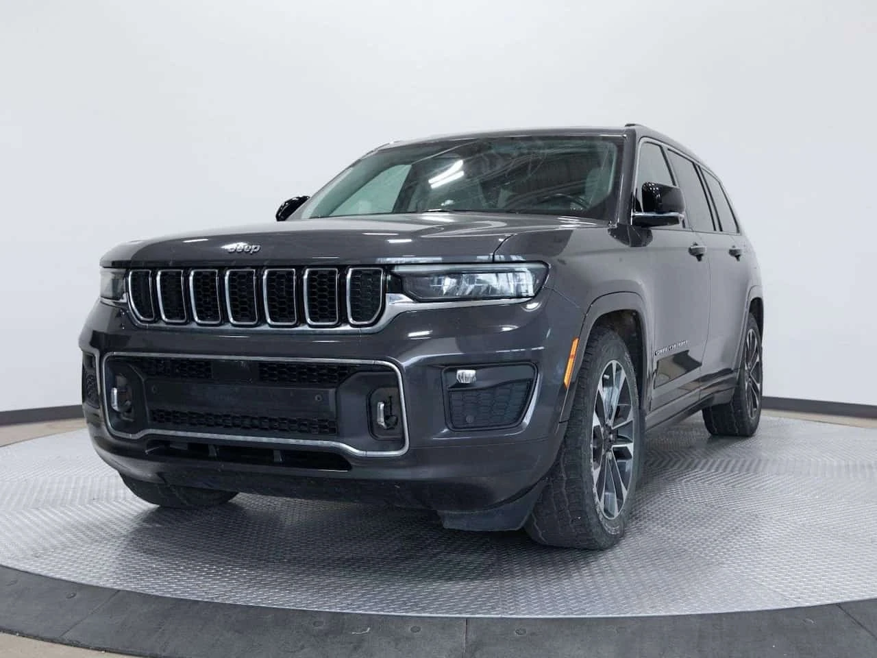 Jeep Grand cherokee L OVERLAND| V8 HEMI| CARFAX | ОБДУХВАНЕ | ПАНОРАМА | Auto.bg — изображение 1 Jeep Grand cherokee L OVERLAND| V8 HEMI| CARFAX | ОБДУХВАНЕ | ПАНОРАМА | Auto.bg — изображение 1