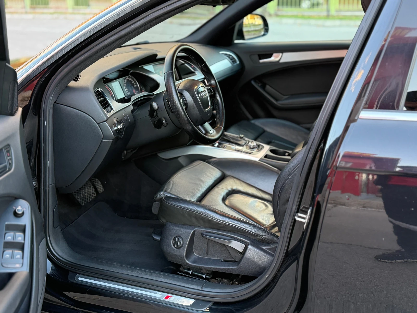 Audi A4 S-Line* ПОДГРЕВ* АВТОПИЛОТ* ПАРКТРОНИК* АВТОМАТ - изображение 8 | Auto.bg Audi A4 S-Line* ПОДГРЕВ* АВТОПИЛОТ* ПАРКТРОНИК* АВТОМАТ - изображение 8