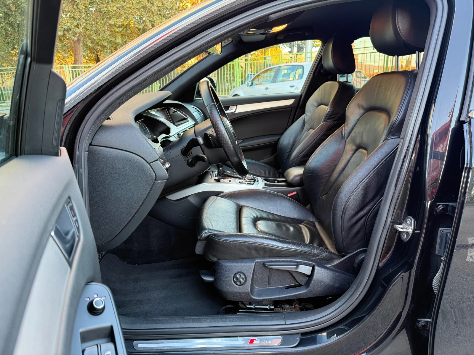 Audi A4 S-Line* ПОДГРЕВ* АВТОПИЛОТ* ПАРКТРОНИК* АВТОМАТ - изображение 7 | Auto.bg Audi A4 S-Line* ПОДГРЕВ* АВТОПИЛОТ* ПАРКТРОНИК* АВТОМАТ - изображение 7